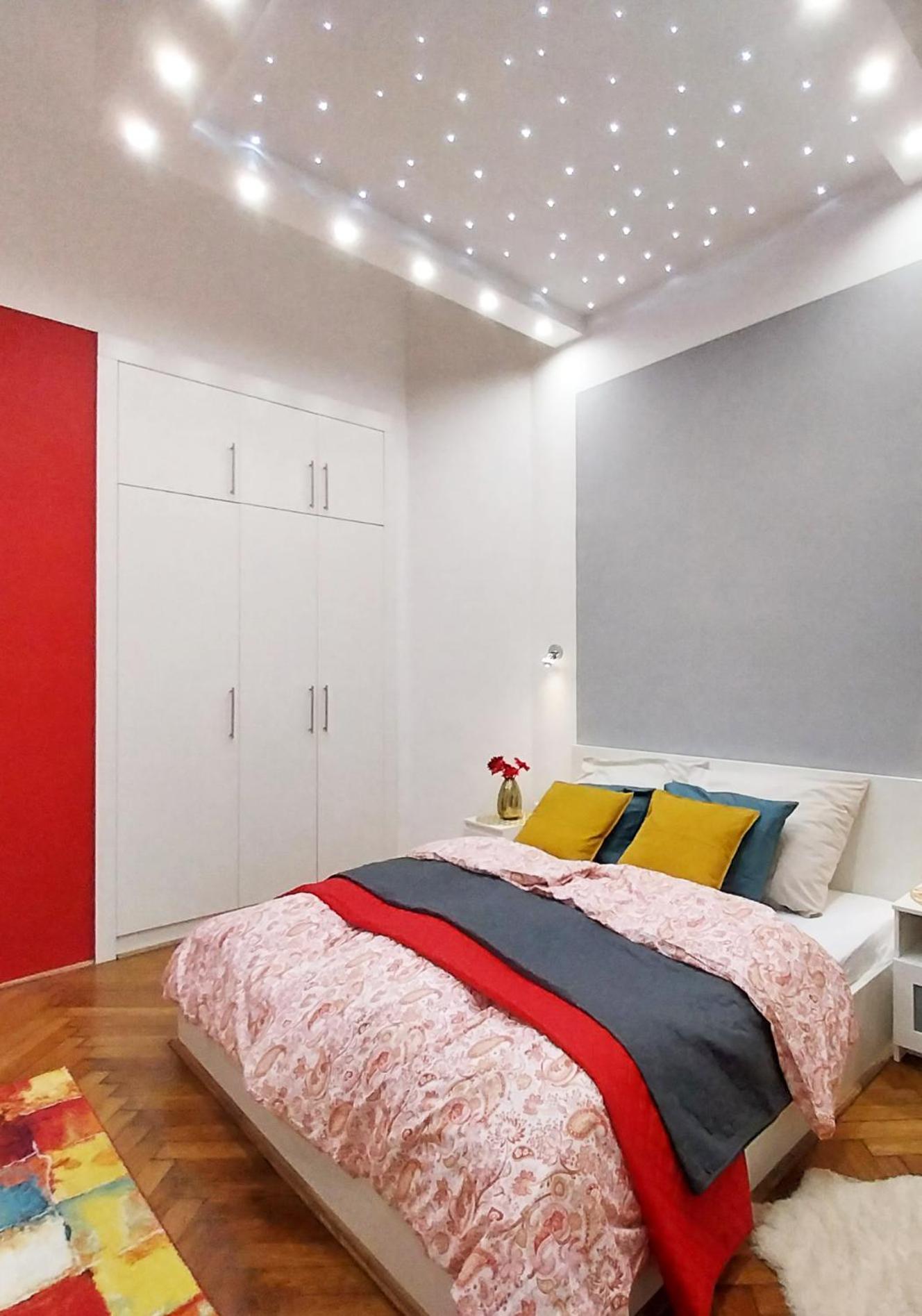 King Bed & Cozy Lighting, Free Wifi In Appartamento Budapest